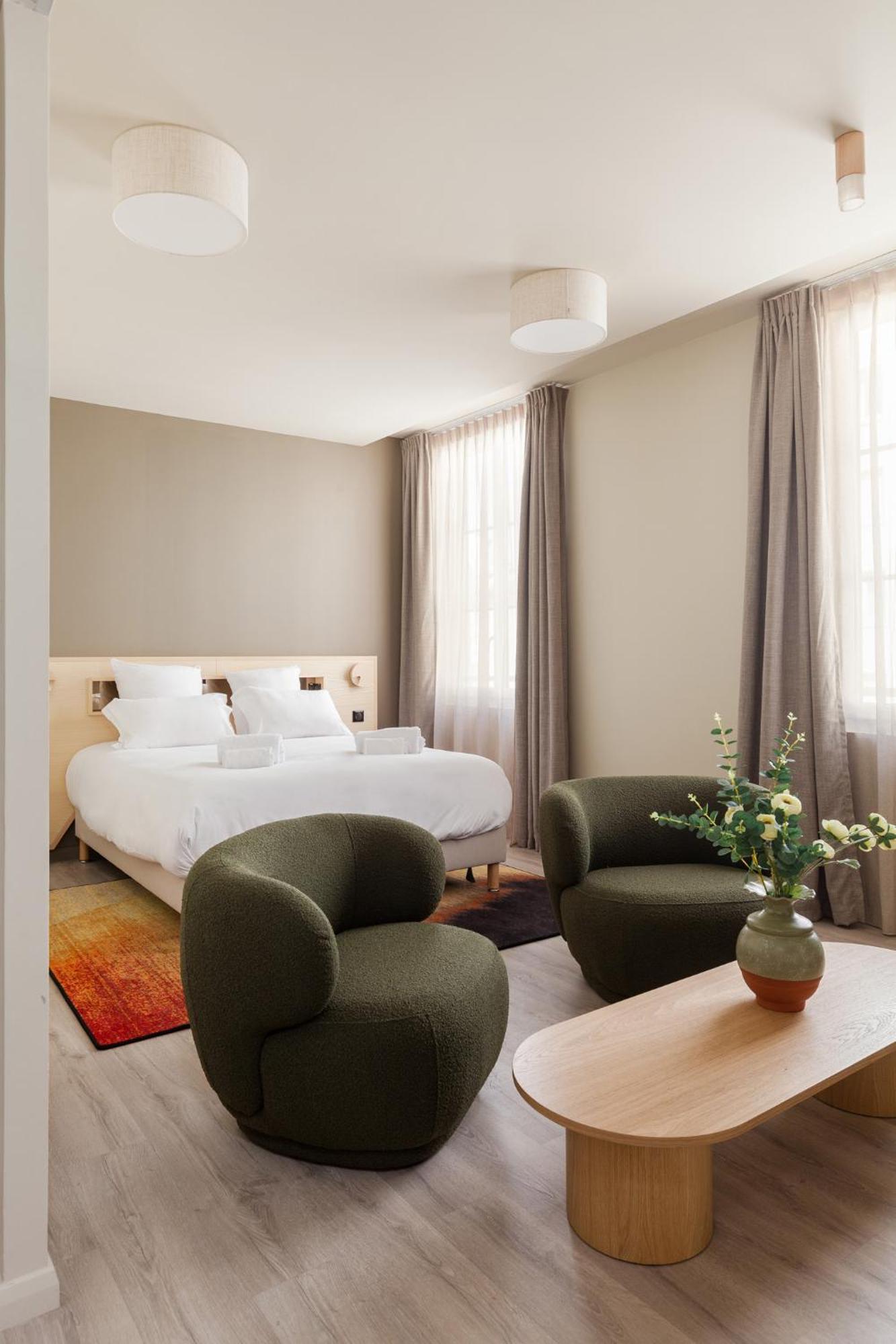 Hotel Gambettes - Entree Autonome, Reception En Ligne - Encore Mieux リモージュ エクステリア 写真